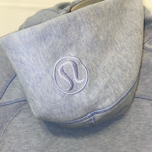 Lululemon Scuba Zip-up - Picture 11 of 11